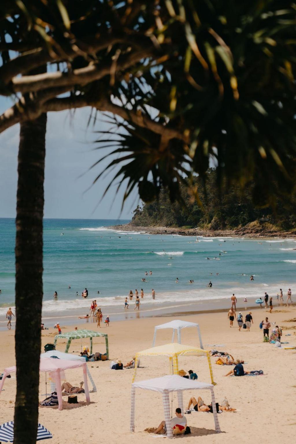 On The Beach Noosa Resort Exteriör bild
