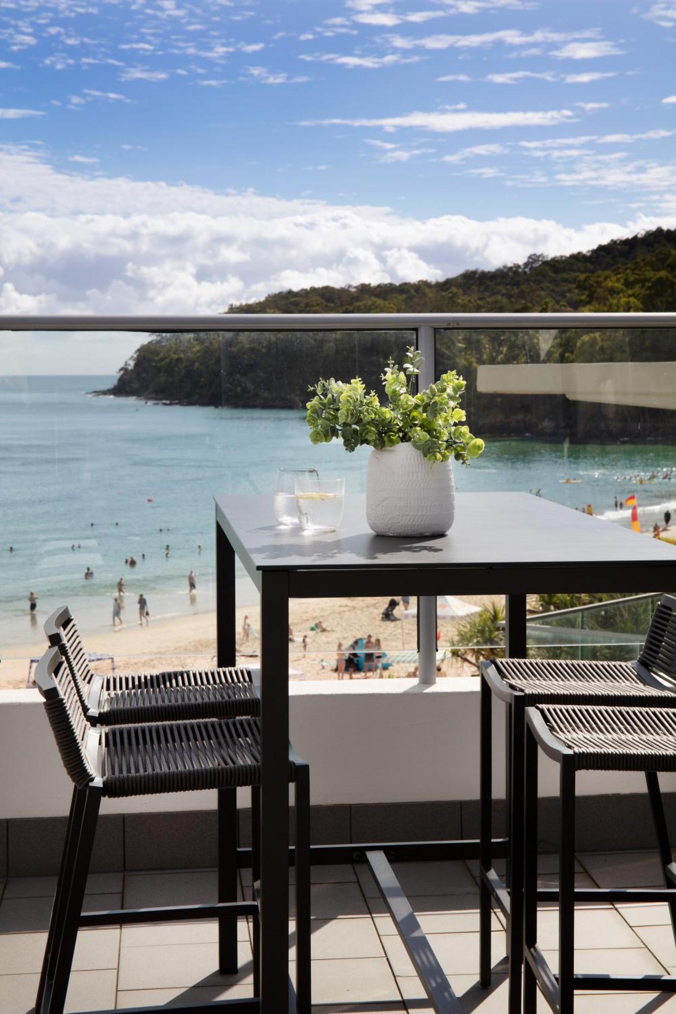 On The Beach Noosa Resort Exteriör bild