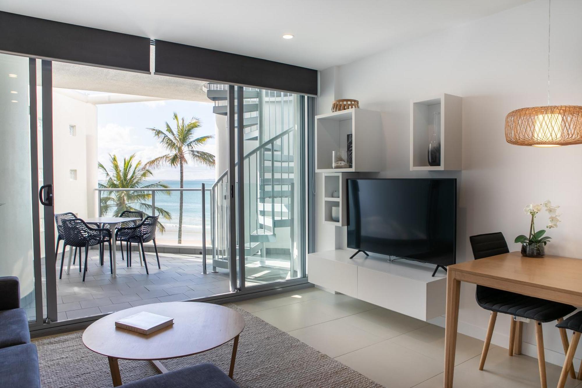 On The Beach Noosa Resort Exteriör bild