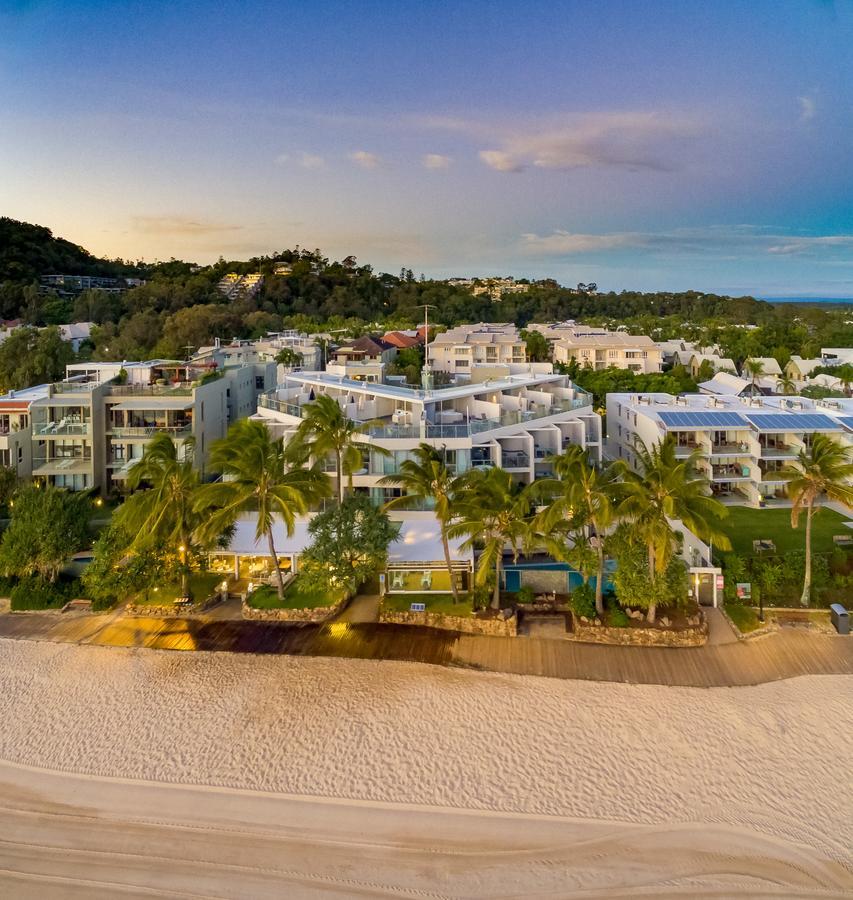 On The Beach Noosa Resort Exteriör bild